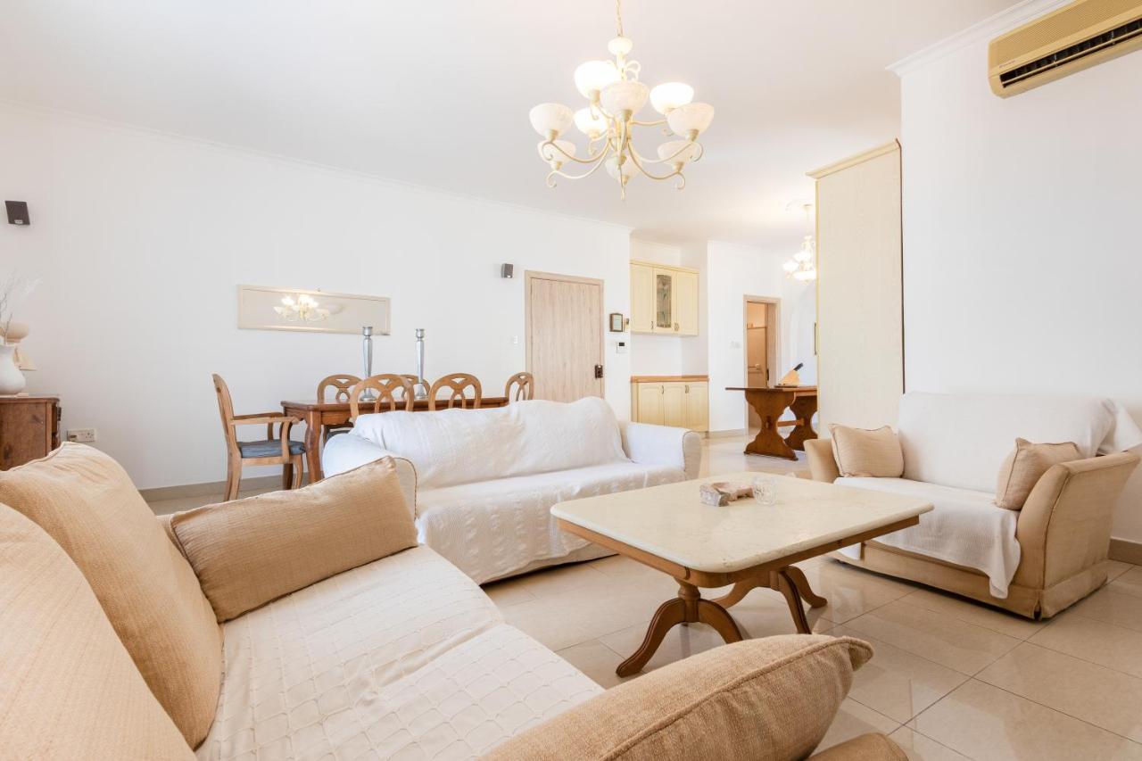 70/2- Spacious&Charming 3 Bedroom Apt In Sliema Exterior foto