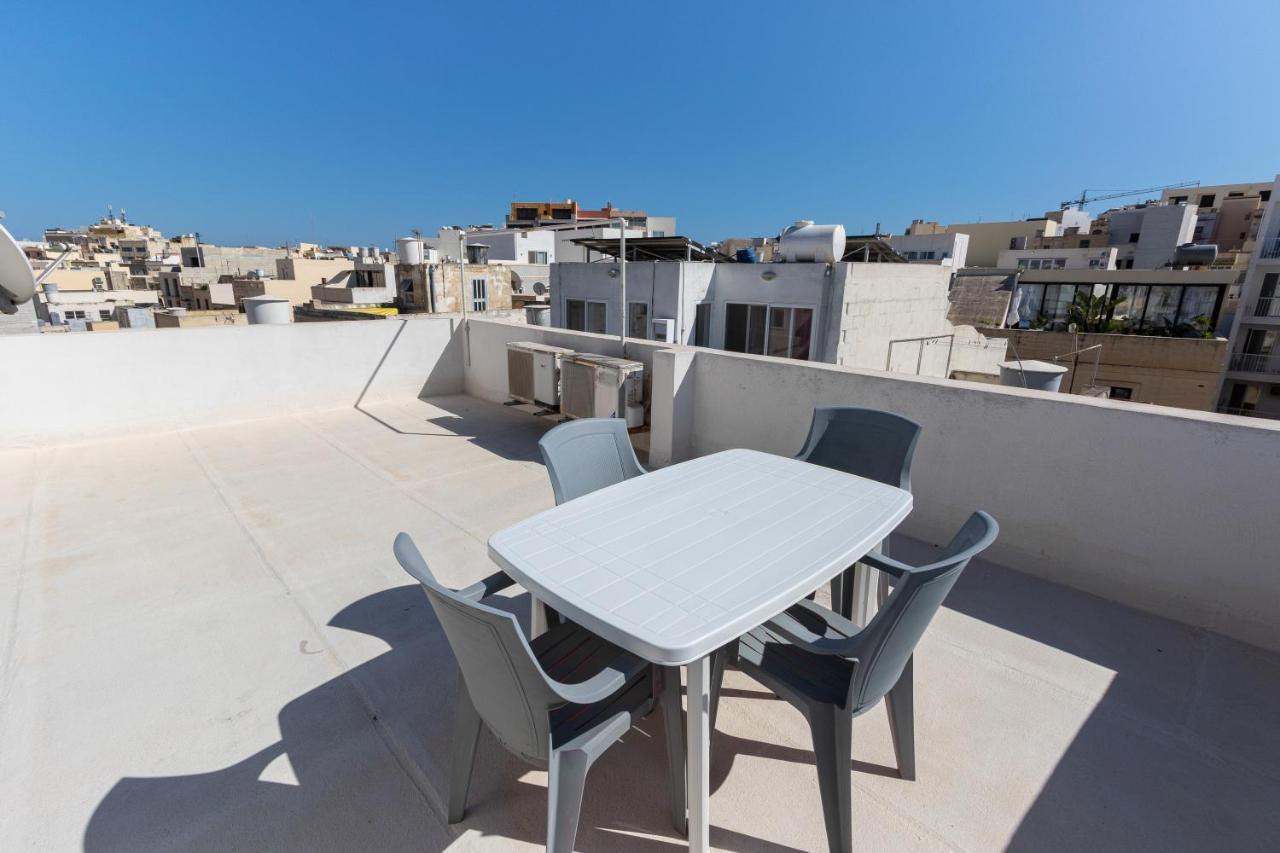 70/2- Spacious&Charming 3 Bedroom Apt In Sliema Exterior foto