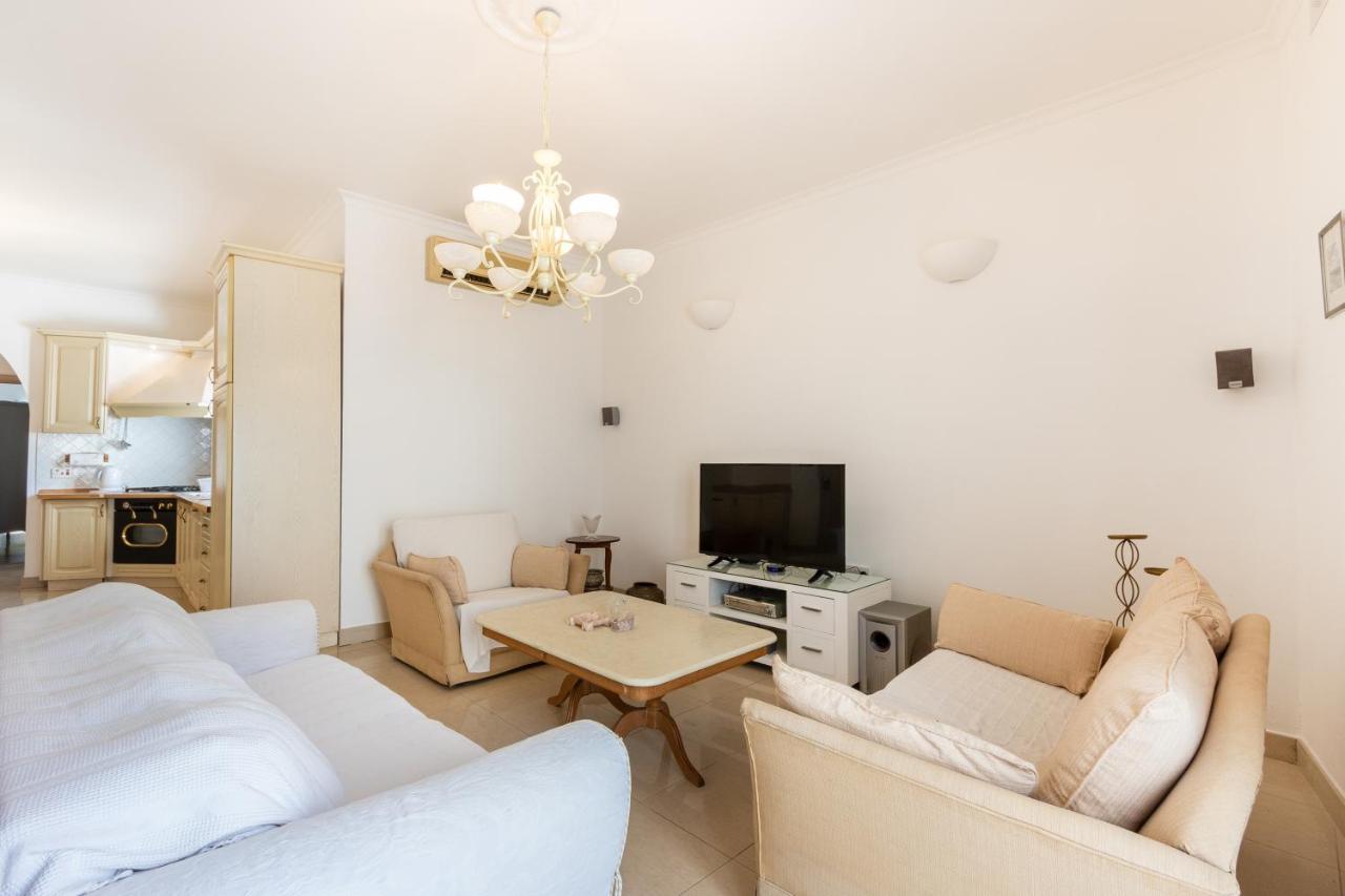 70/2- Spacious&Charming 3 Bedroom Apt In Sliema Exterior foto