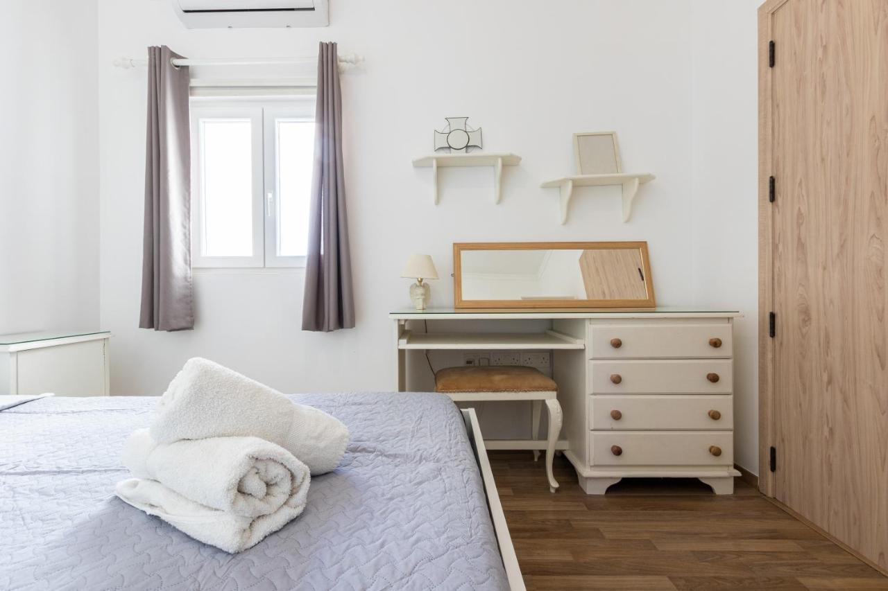 70/2- Spacious&Charming 3 Bedroom Apt In Sliema Exterior foto